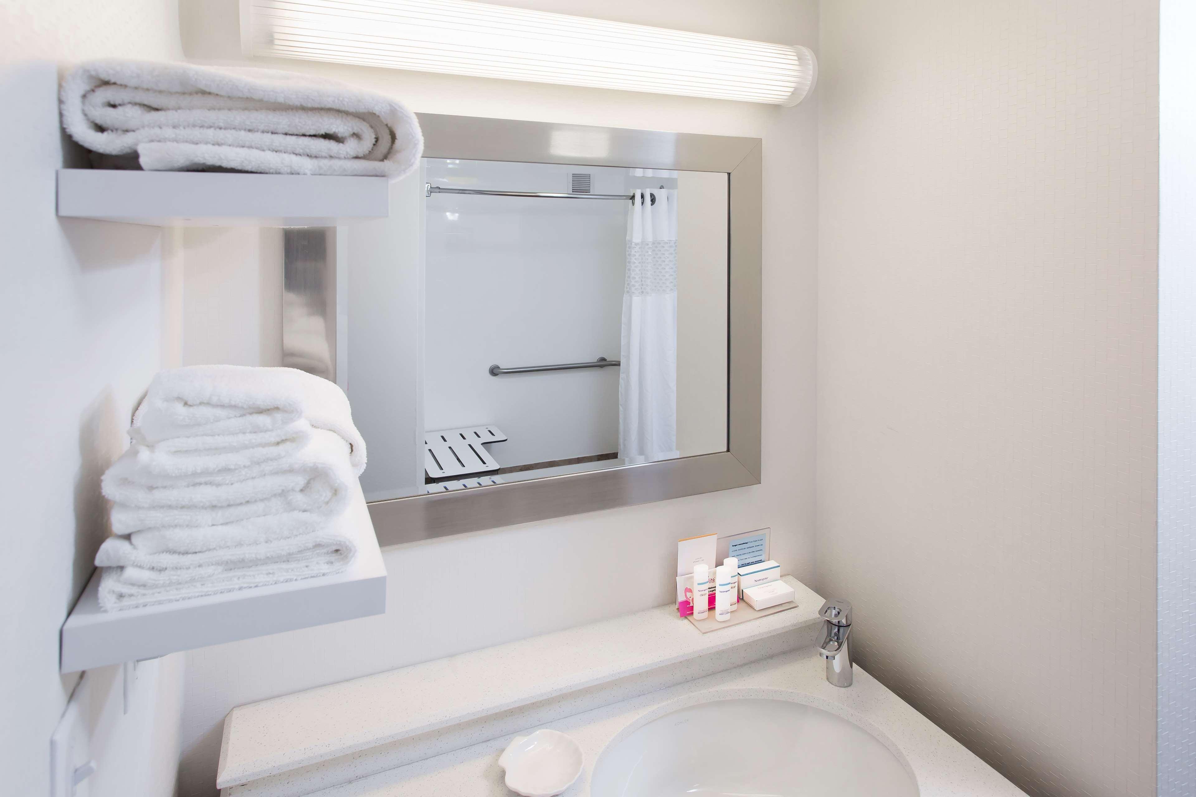 Hampton Inn Troy Eksteriør billede