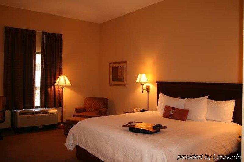 Hampton Inn Troy Værelse billede